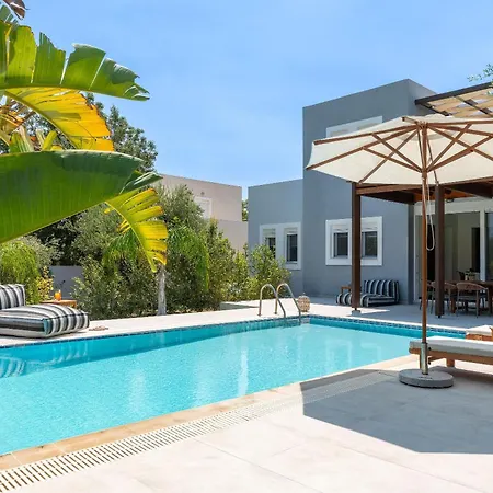 Olvia Villa *